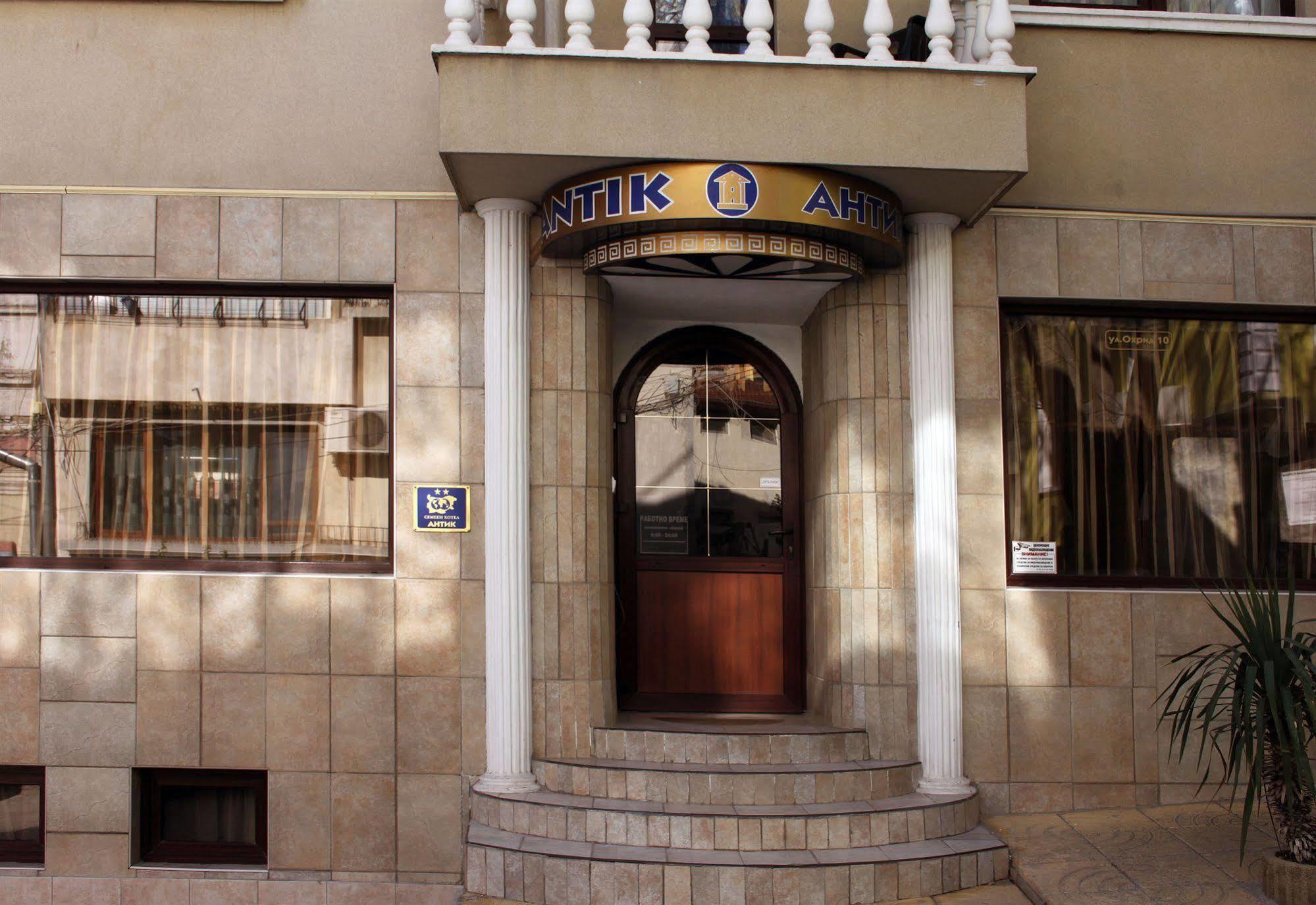 Antik Hotel Varna Esterno foto